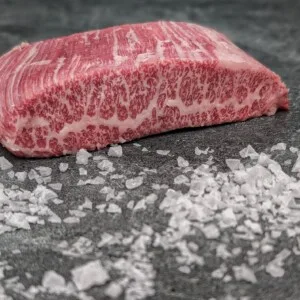 Japansk A5+ Wagyu Flanksteak MBS 10-12 - 1,7 kg