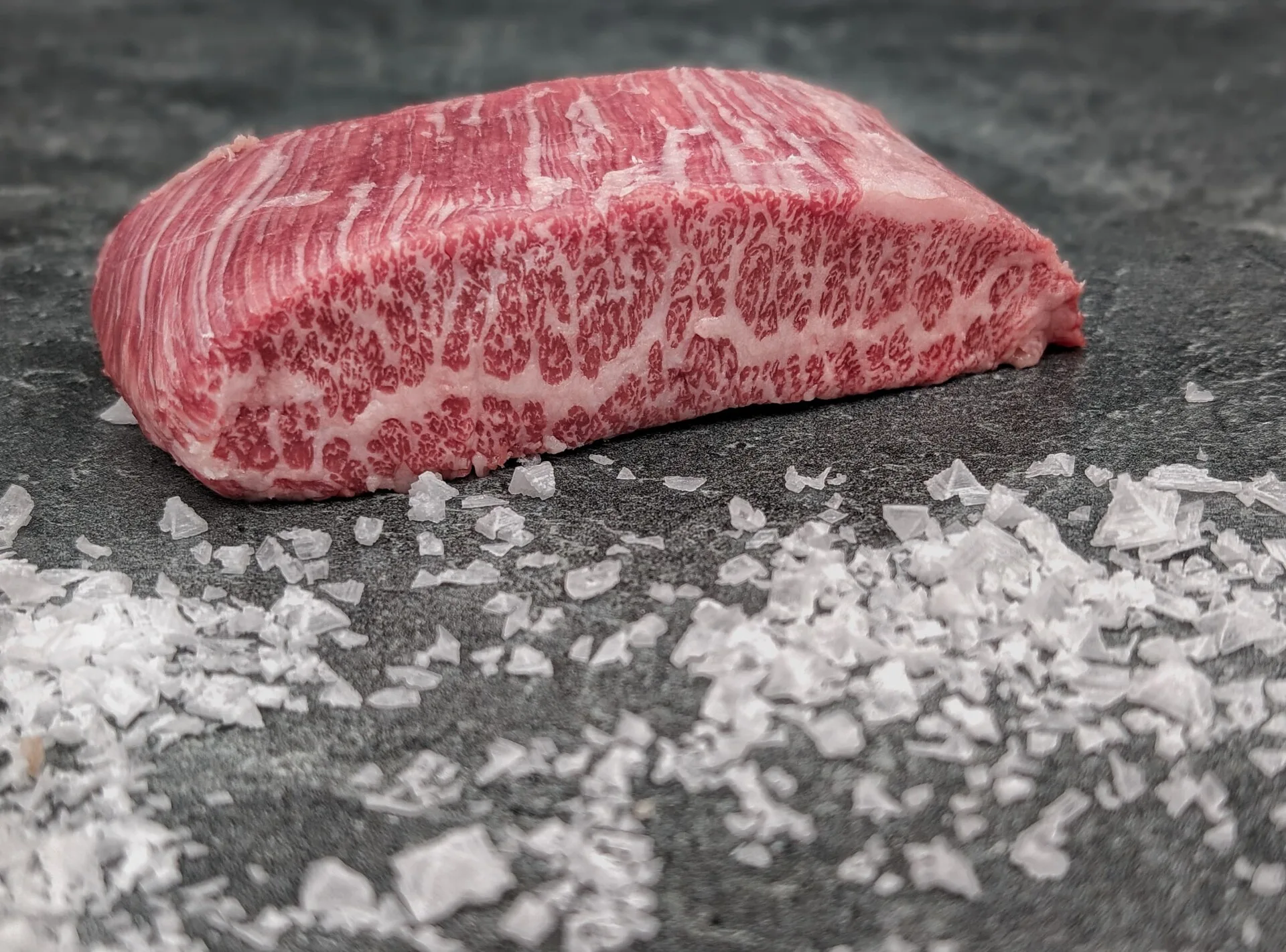 Japansk A5+ Wagyu Flanksteak (halv) MBS 10-12